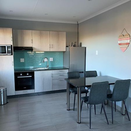 Elephant House, 2 Bedroom House, Next To Pilanesberg And Sun City Mogwase Exterior photo