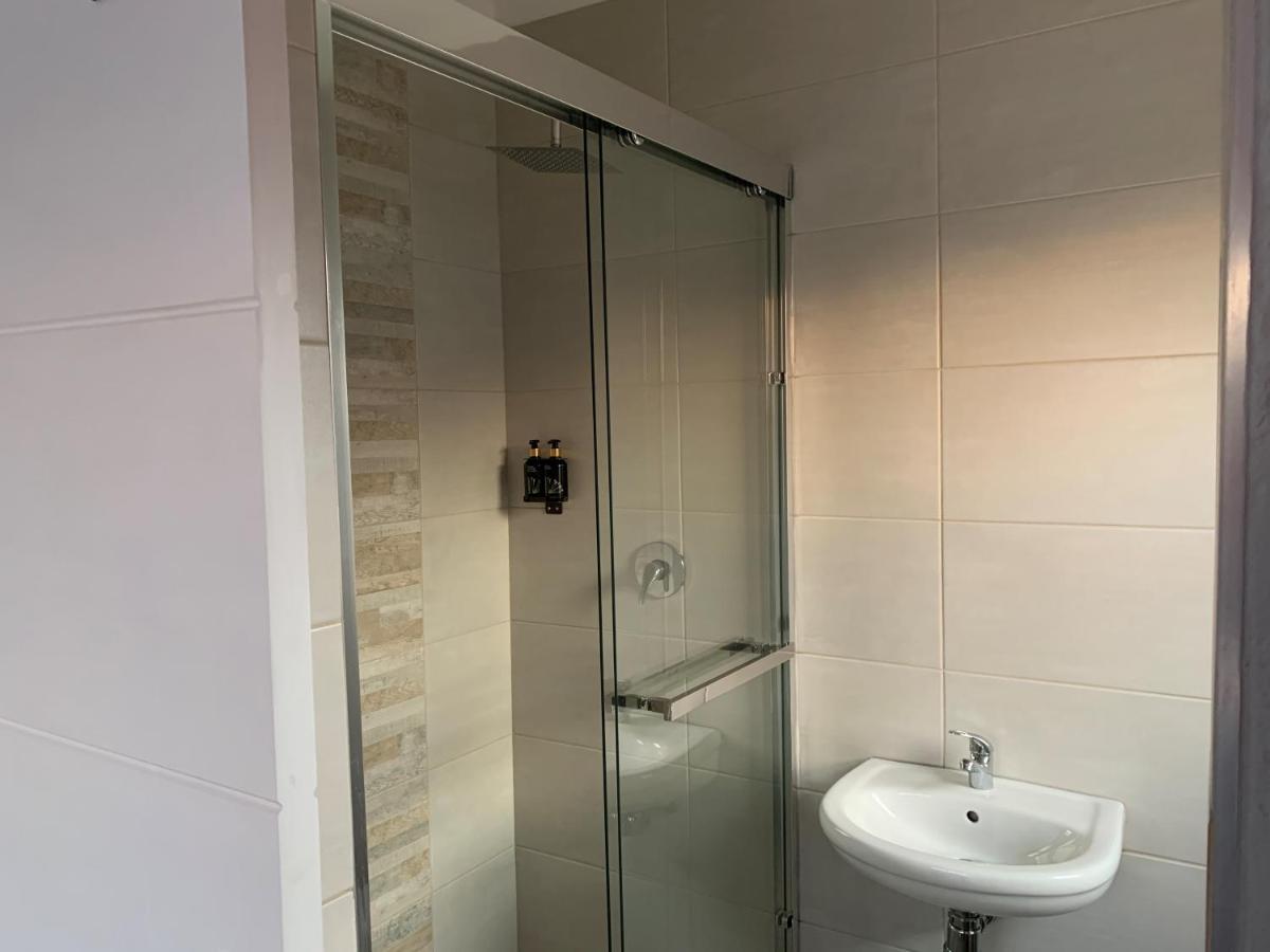 Elephant House, 2 Bedroom House, Next To Pilanesberg And Sun City Mogwase Exterior photo