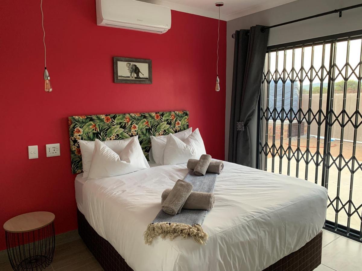 Elephant House, 2 Bedroom House, Next To Pilanesberg And Sun City Mogwase Exterior photo