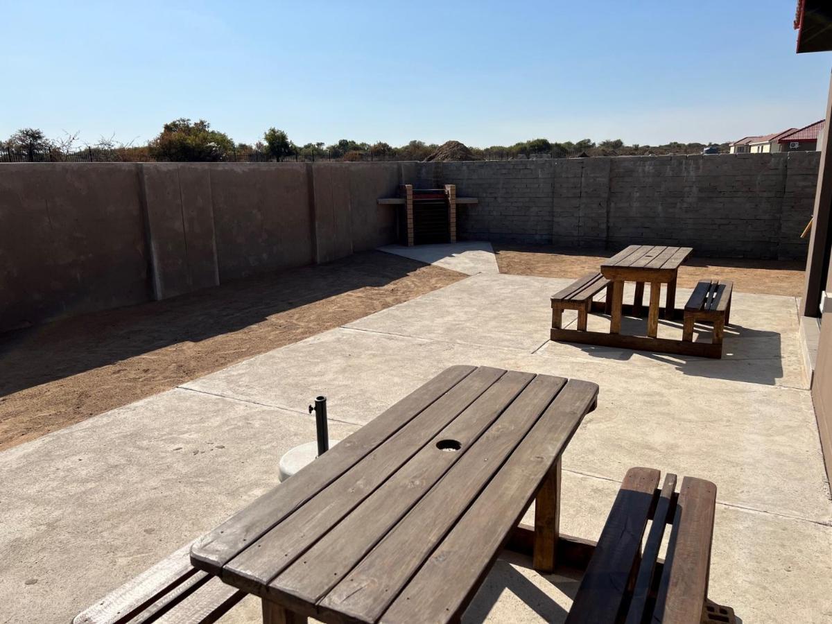 Elephant House, 2 Bedroom House, Next To Pilanesberg And Sun City Mogwase Exterior photo
